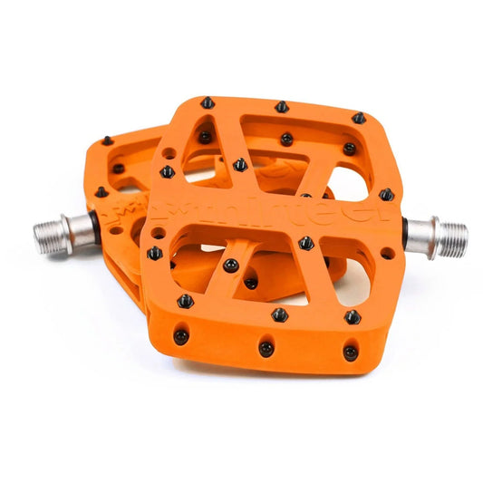 E*Thirteen Base Flat Pedal Colour, Naranja, Size 9/16